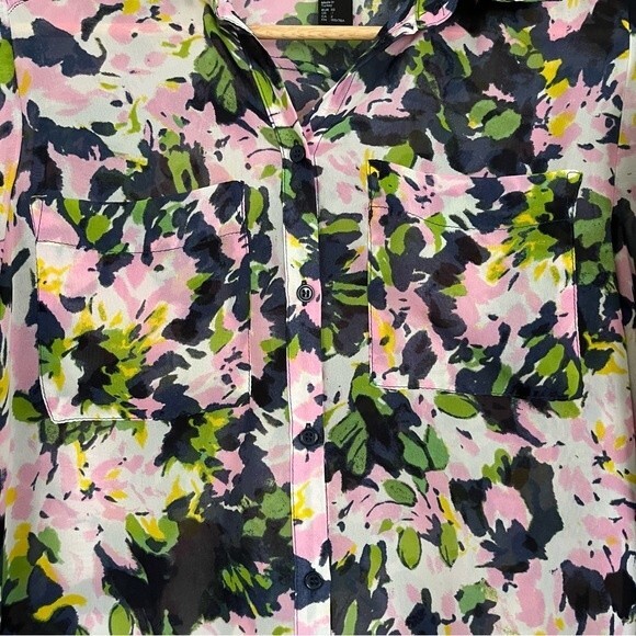 H&M Floral Button Down Blouse, Size 2 - Picture 2 of 9